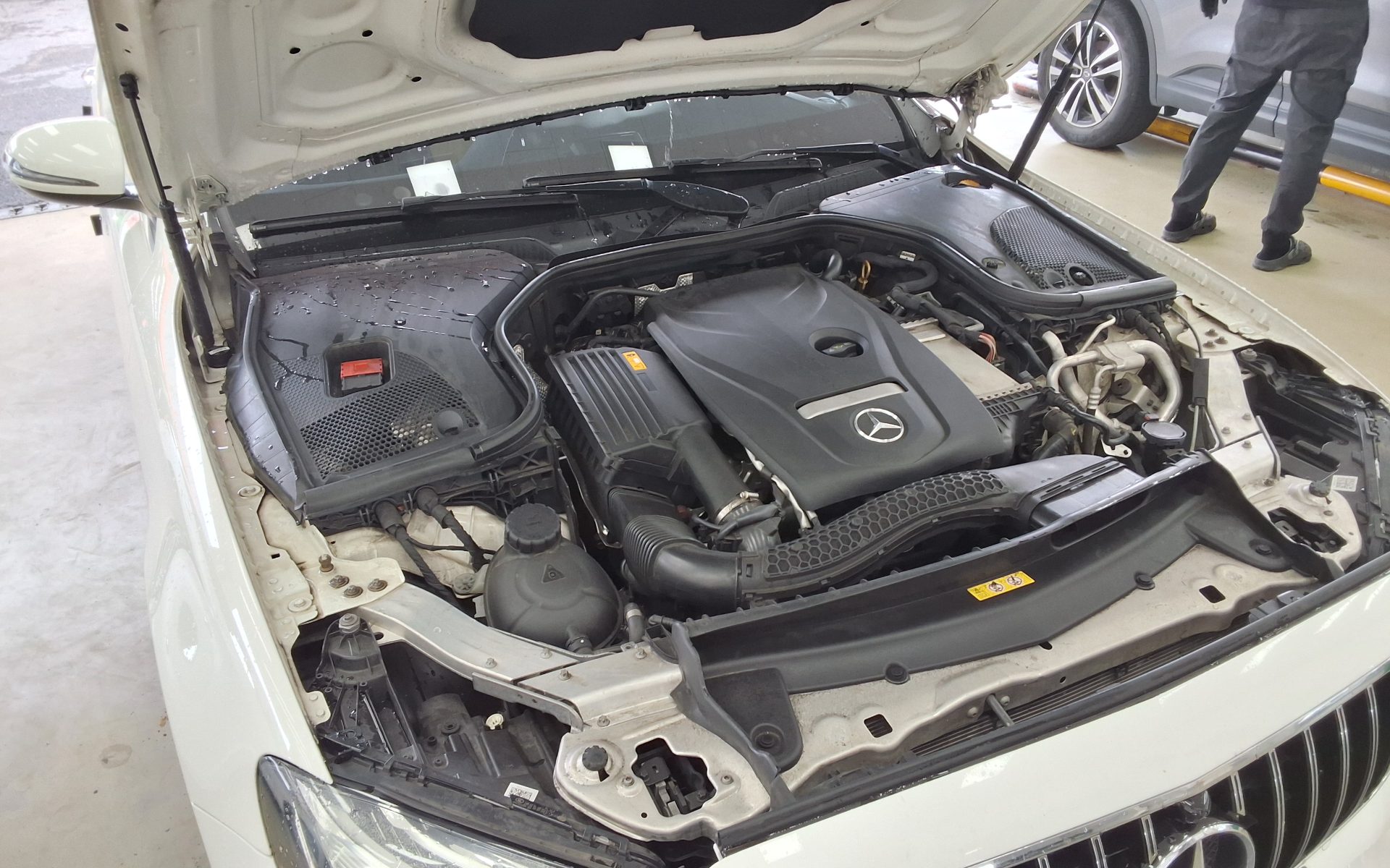 مرسيدس بنز E Class 2019 E300