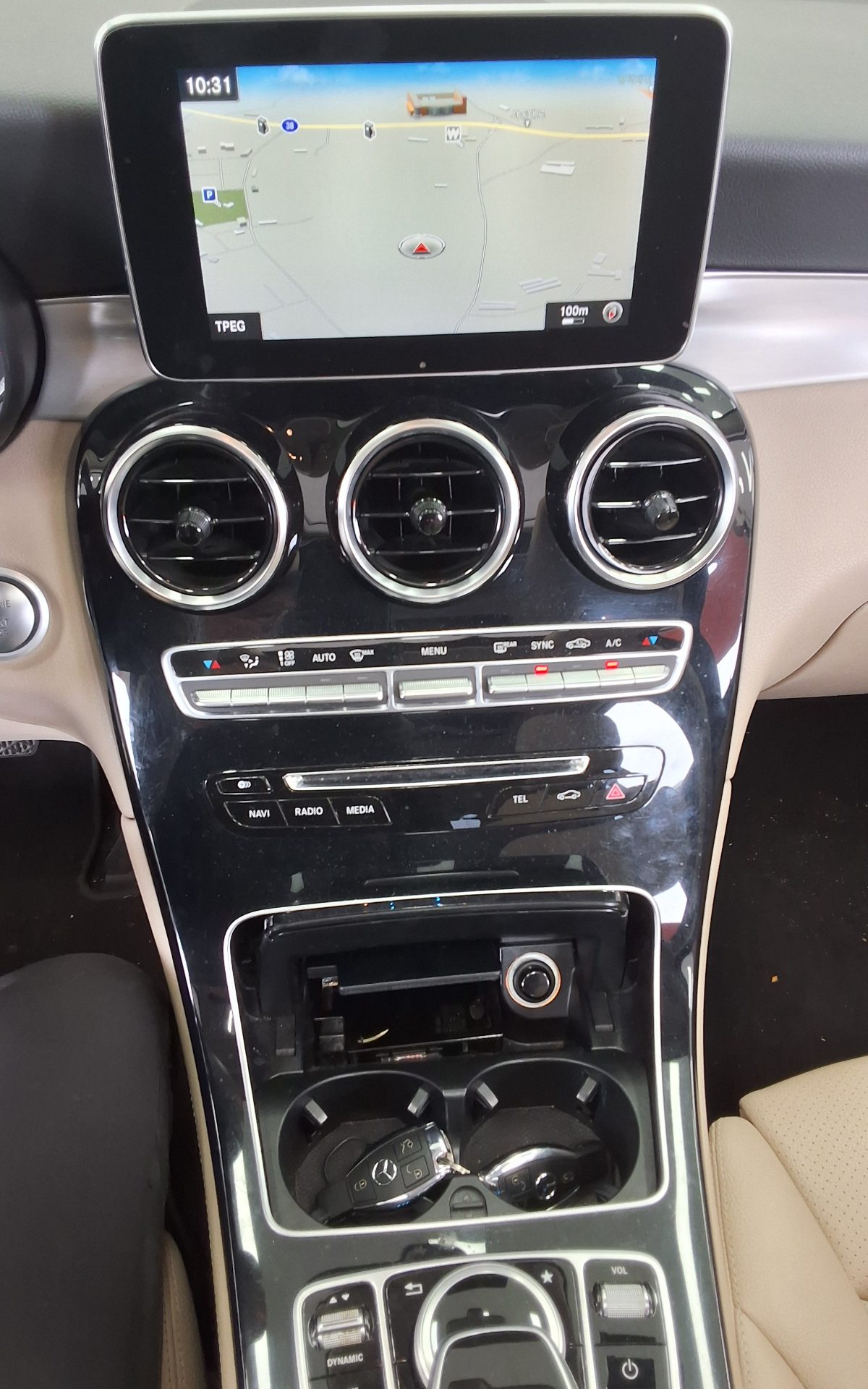 مرسيدس بنز جي إل سي Class 2017 4MATIC