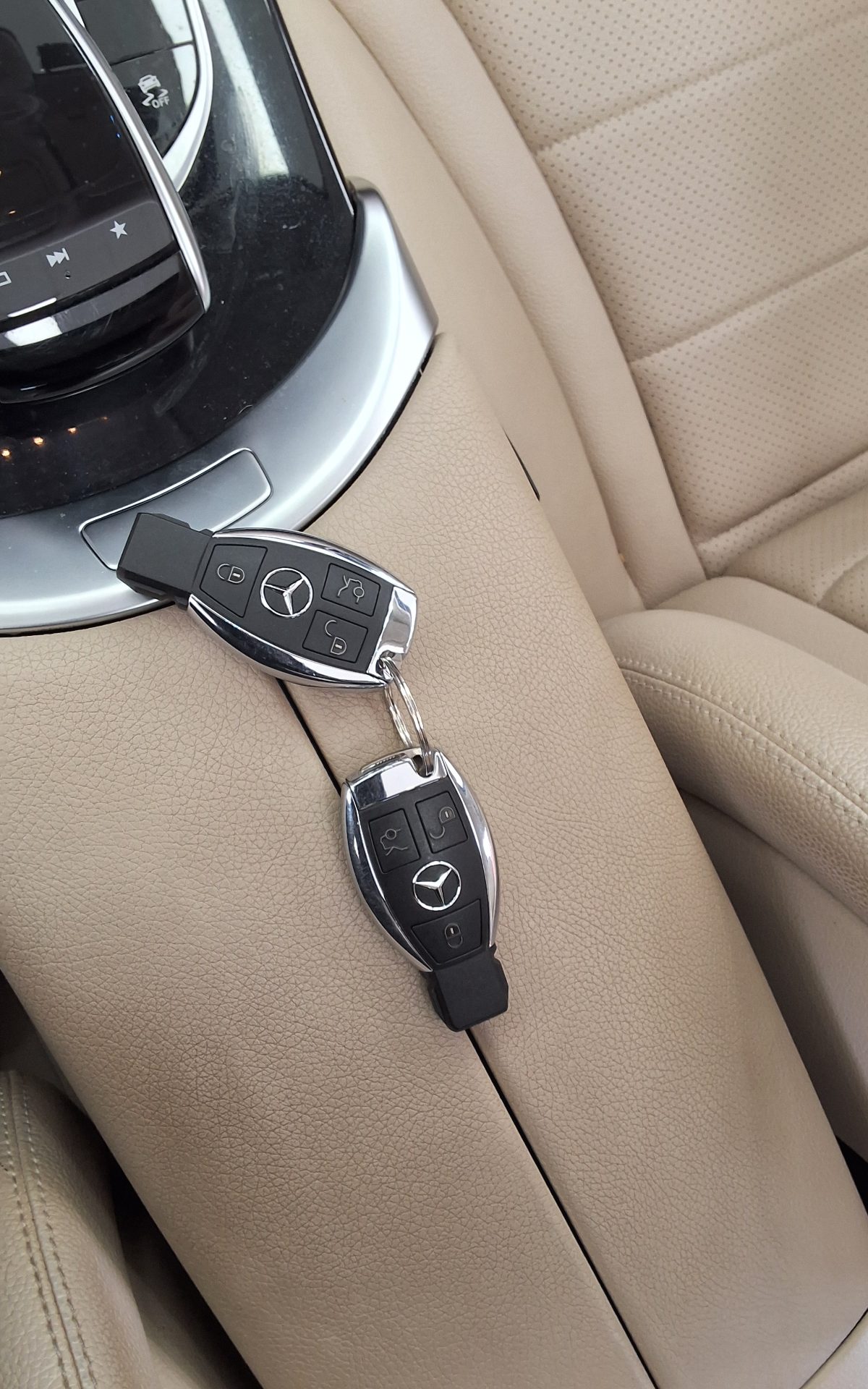 مرسيدس بنز جي إل سي Class 2017 4MATIC
