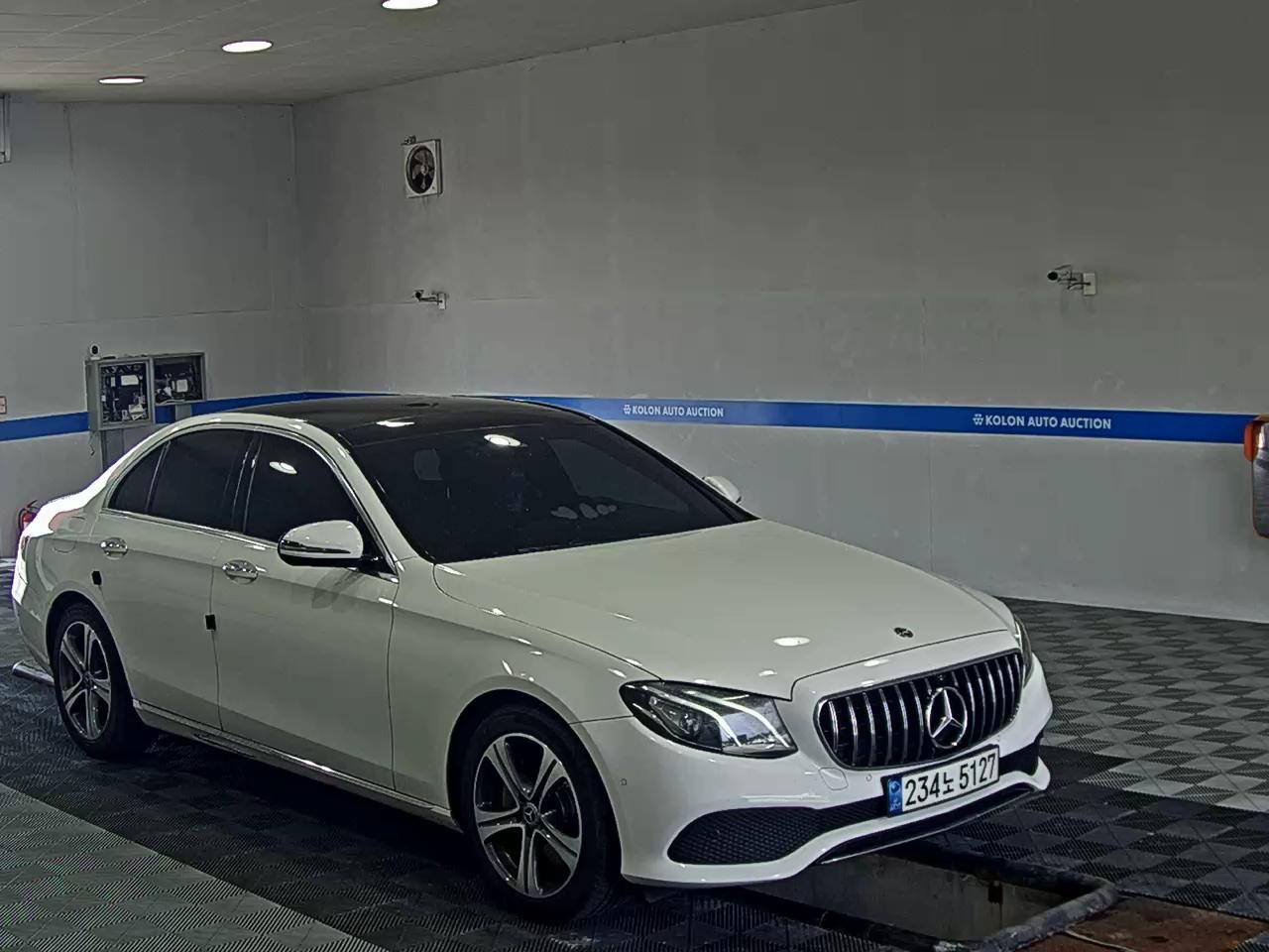 مرسيدس بنز E Class 2019 E300