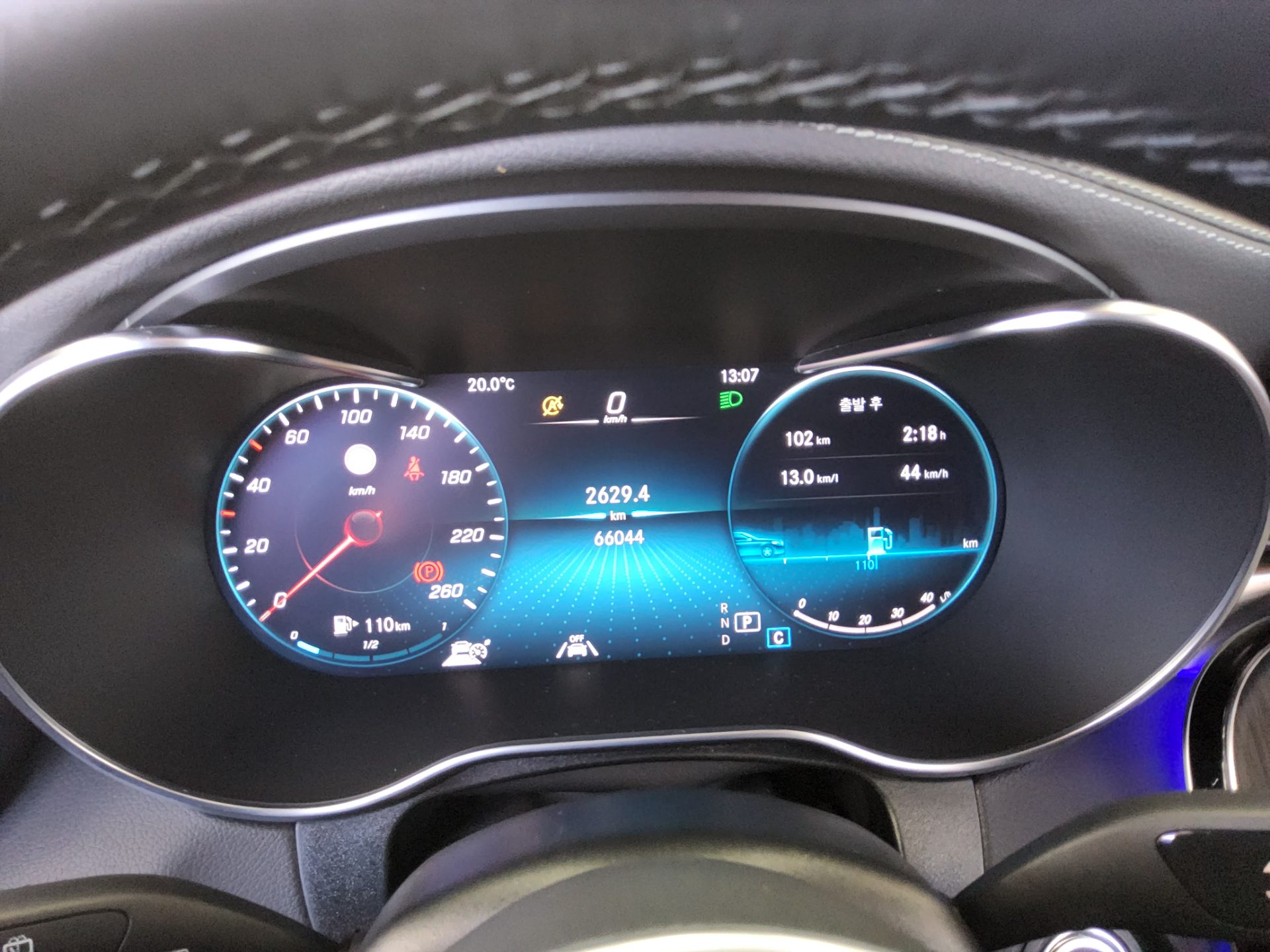 مرسيدس بنز جي إل سي Class 2022 4MATIC