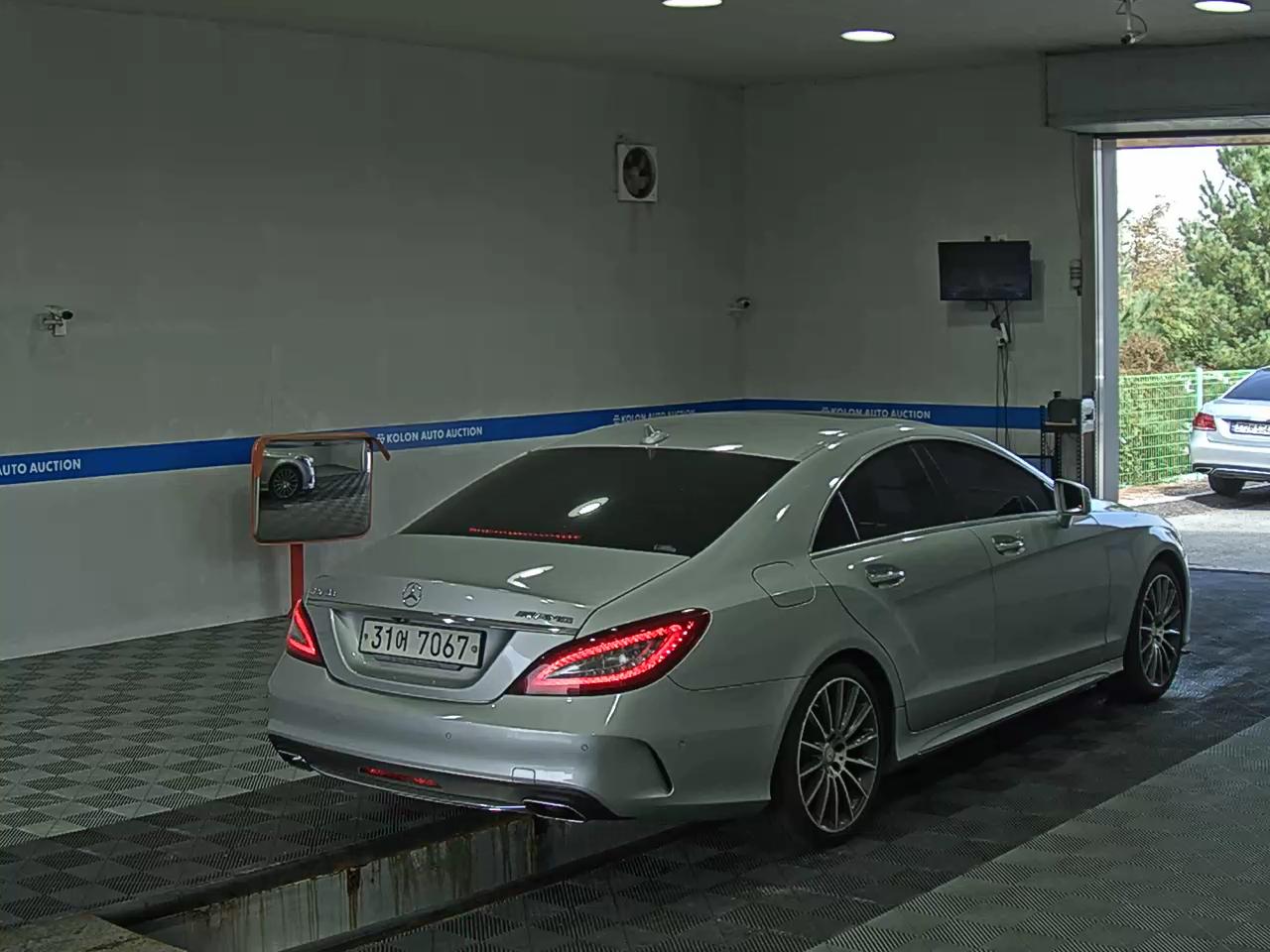 مرسيدس بنز سي إل إس Class 2015 CLS400