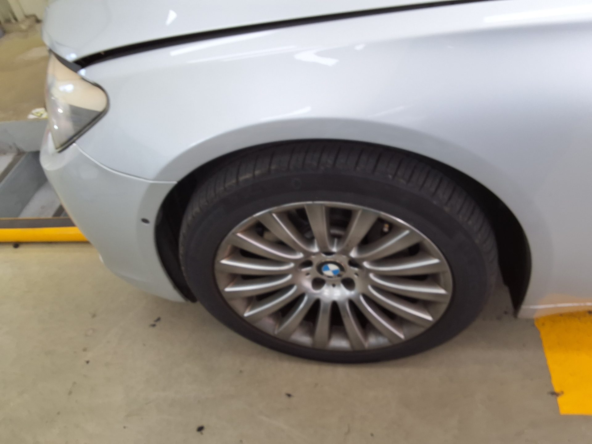 بي إم دبليو 7 Series 2012 740Li