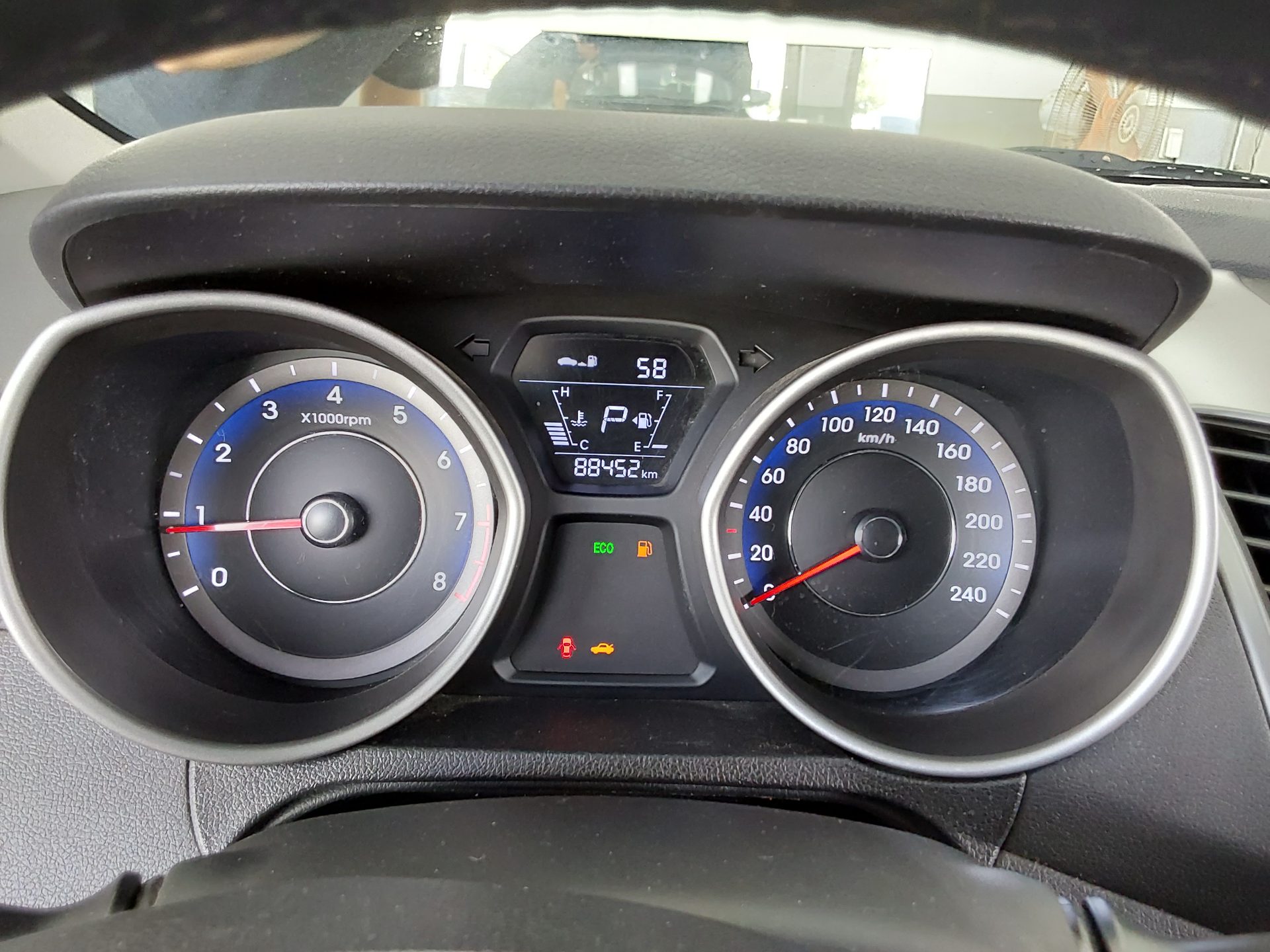 هيونداي أفانتي 2014 SMART