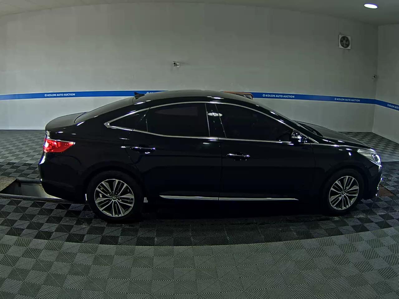 هيونداي جرانديور 2015 MODERN