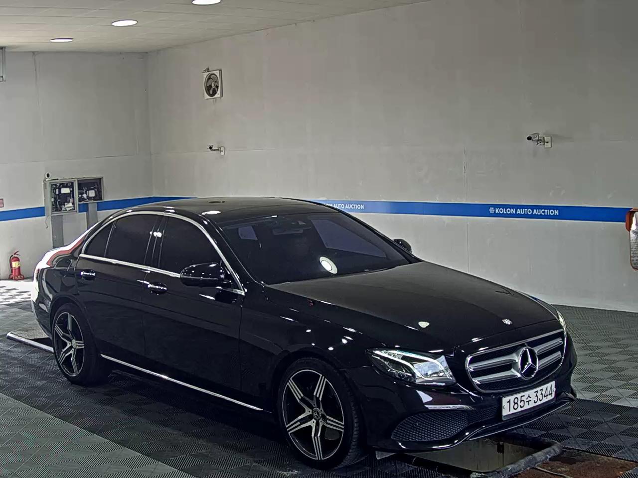 مرسيدس بنز E Class 2017 4MATIC