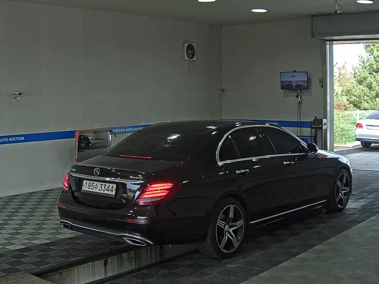 مرسيدس بنز E Class 2017 4MATIC