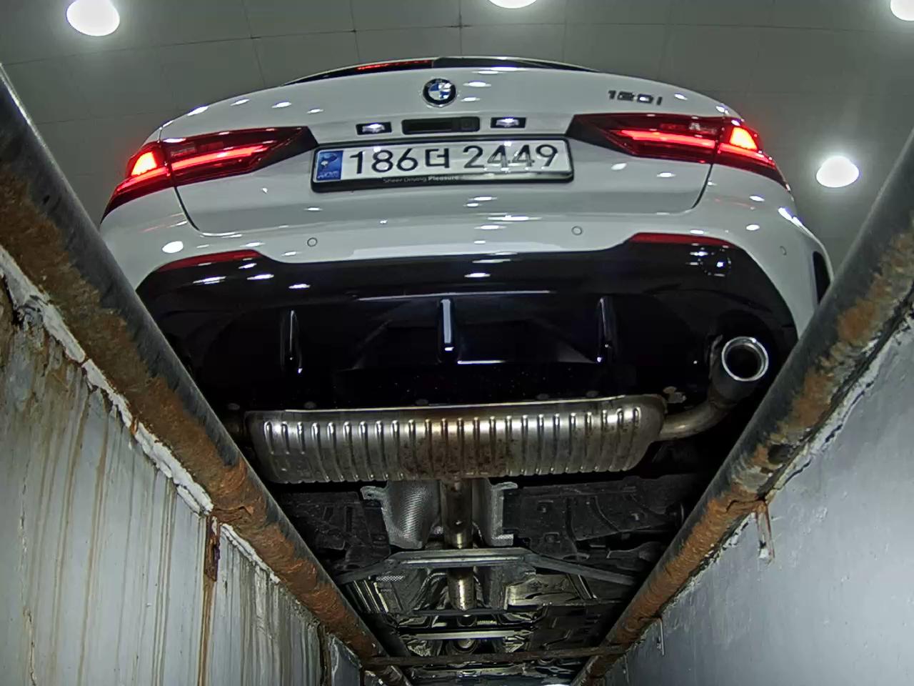 بي إم دبليو 1 Series 2024 SPORT