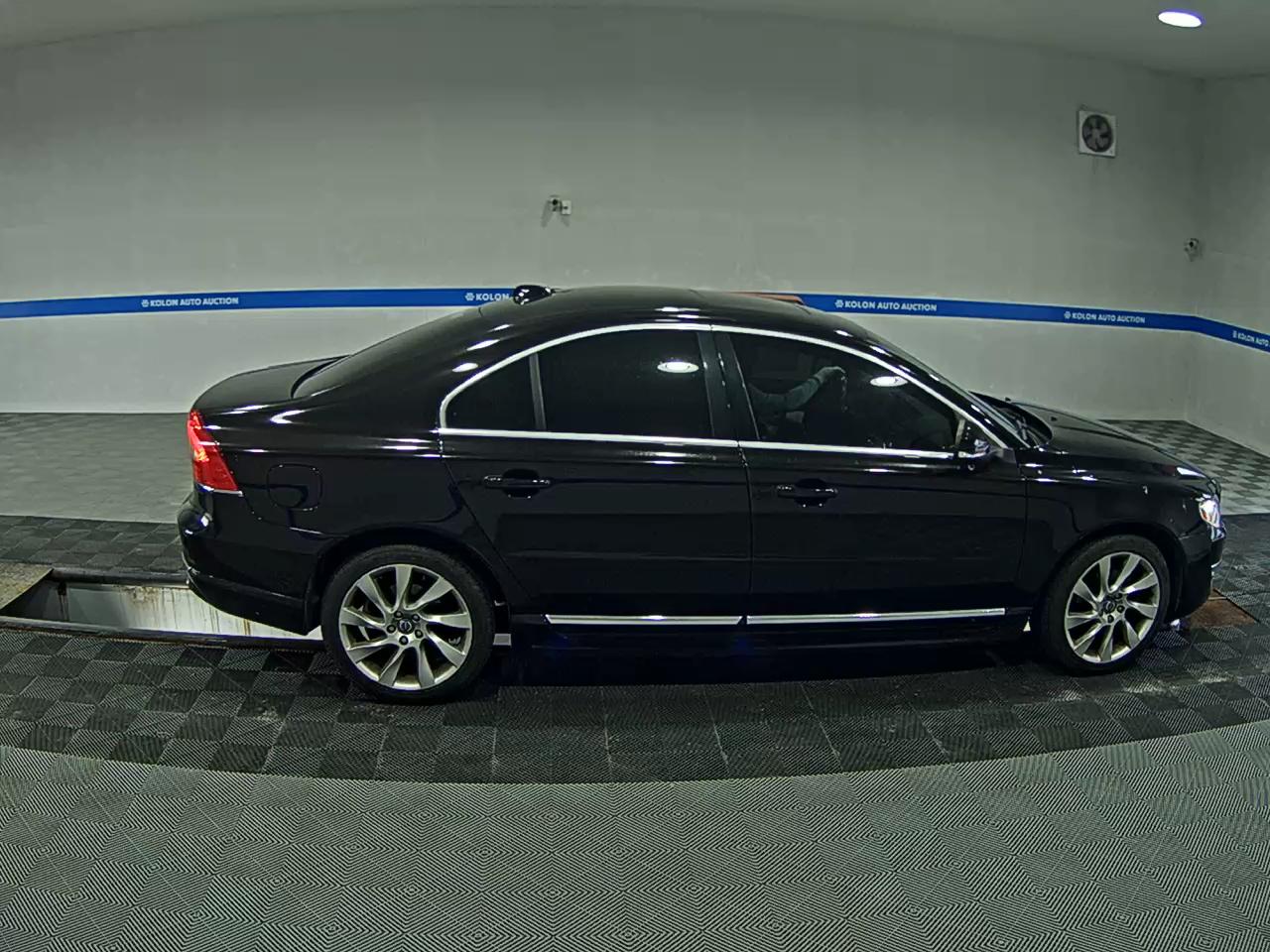 فولفو S80 D5 2014