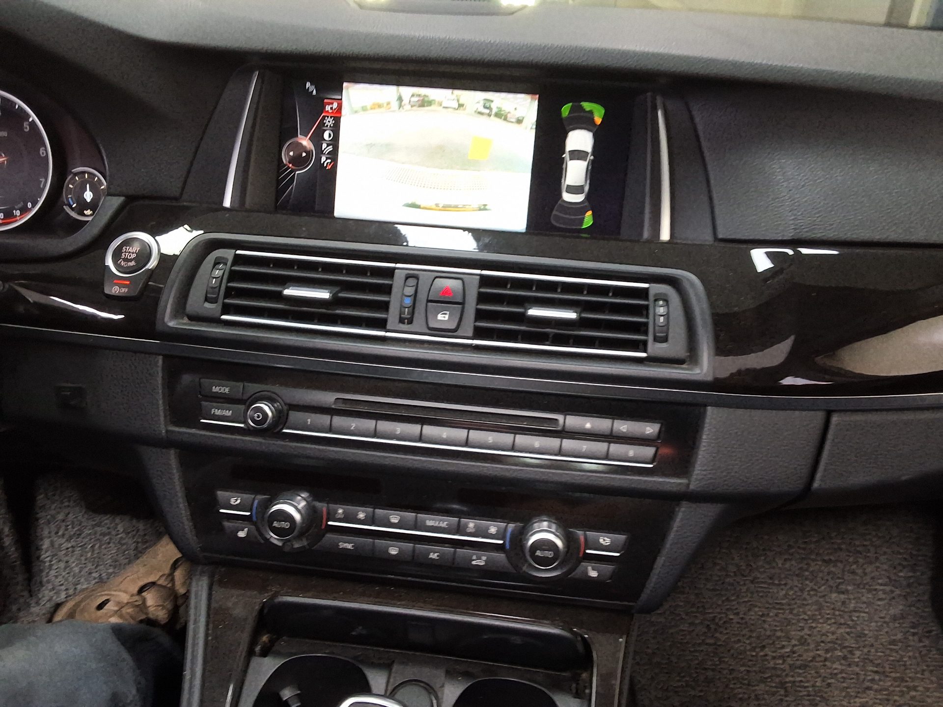 بي إم دبليو 5 Series 2016 528i