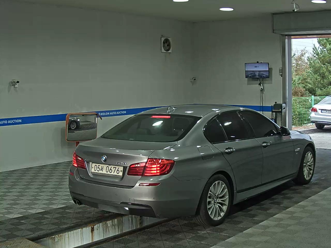 بي إم دبليو 5 Series 2016 528i