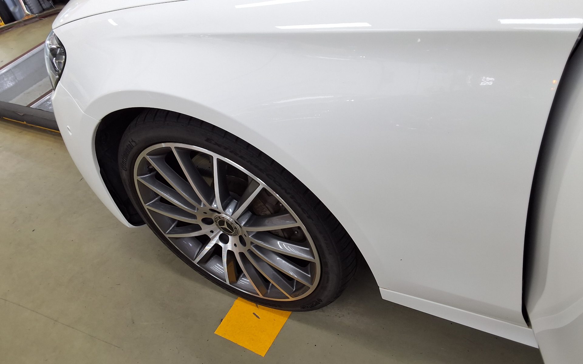 مرسيدس بنز E Class 2022 4MATIC LINE