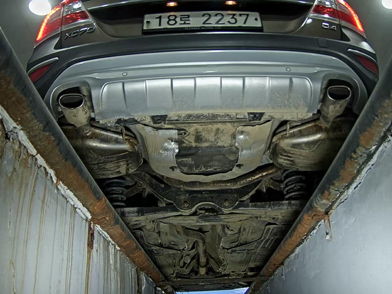 فولفو Xc70 D4 2015