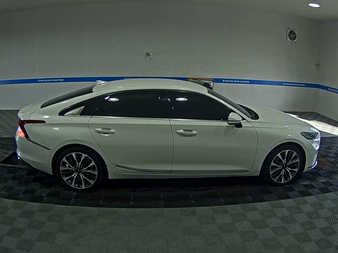 كيا كي 8 2023 NOBLESSE