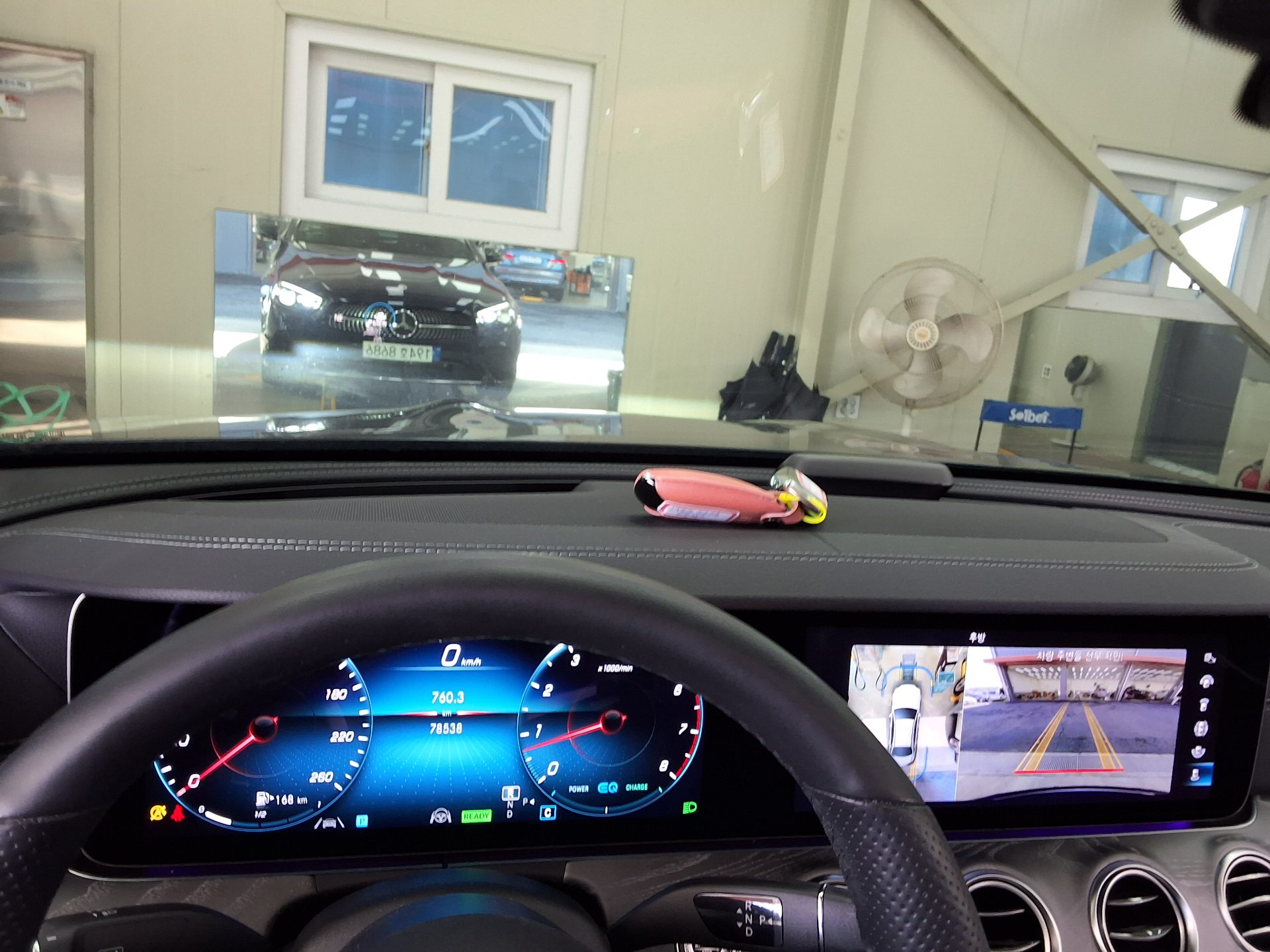 مرسيدس بنز E Class 2022 4MATIC LINE