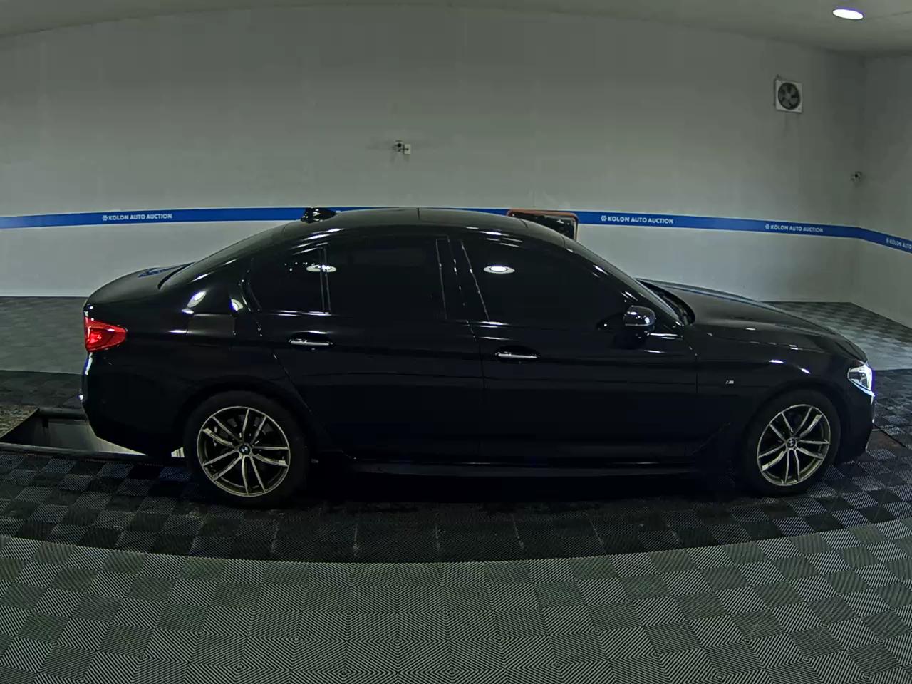 بي إم دبليو 5 Series 2017 SPORT PLUS