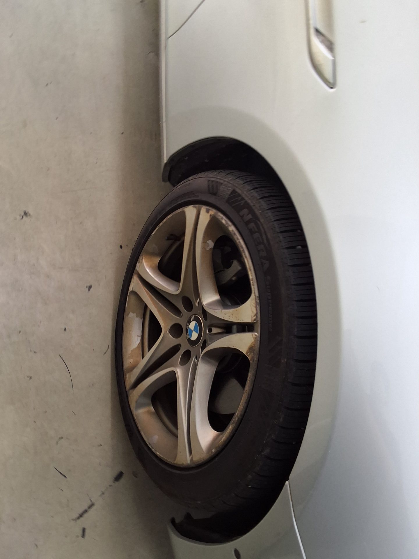 بي إم دبليو 6 Series (3Rd Gen) Gran كوبيه 640D إكس درايف 2013 640d