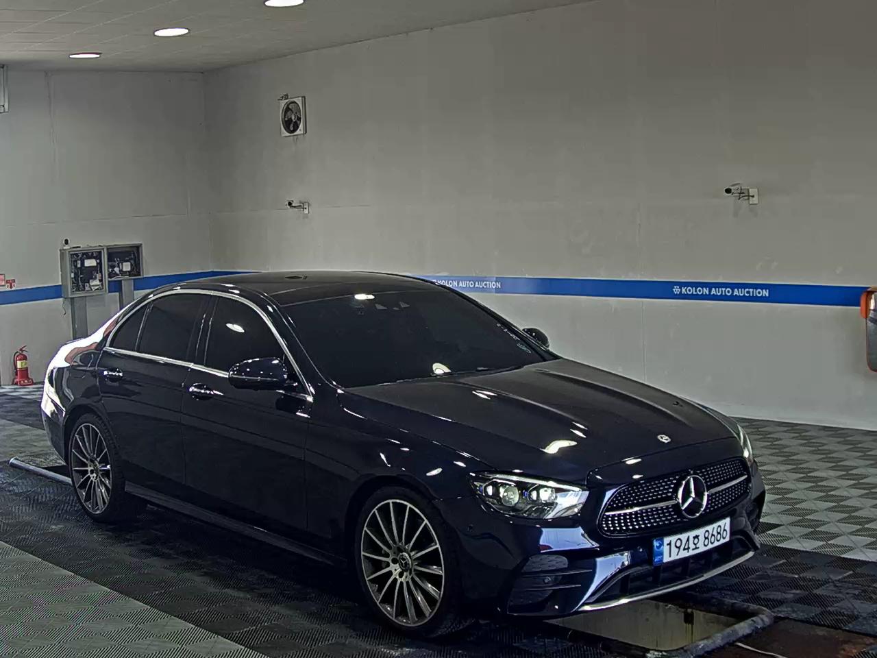 مرسيدس بنز E Class 2022 4MATIC LINE
