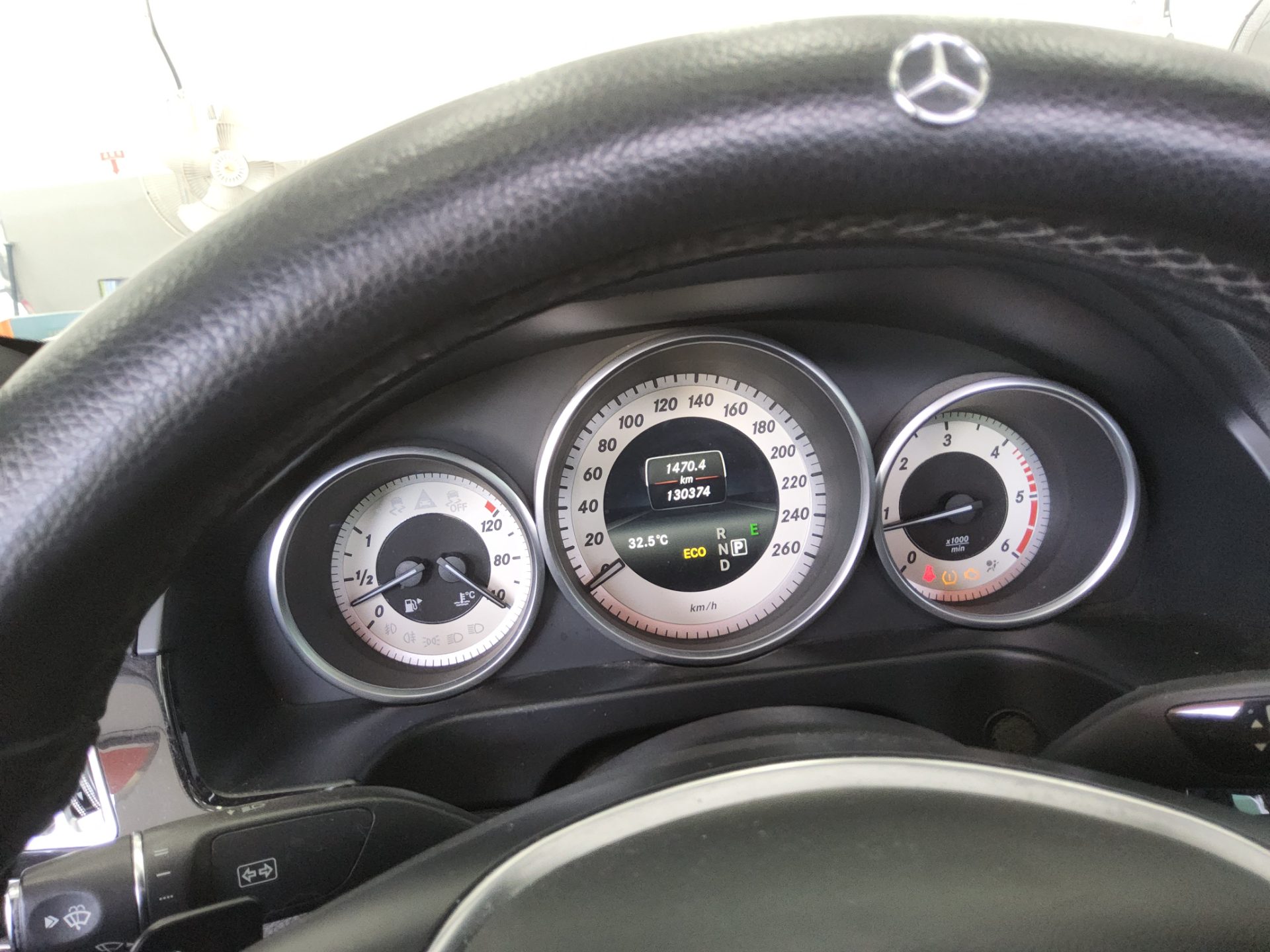 مرسيدس بنز E Class 2016 E220