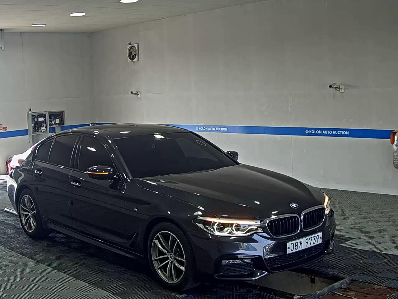 بي إم دبليو 5 Series 2017 SPORT PLUS