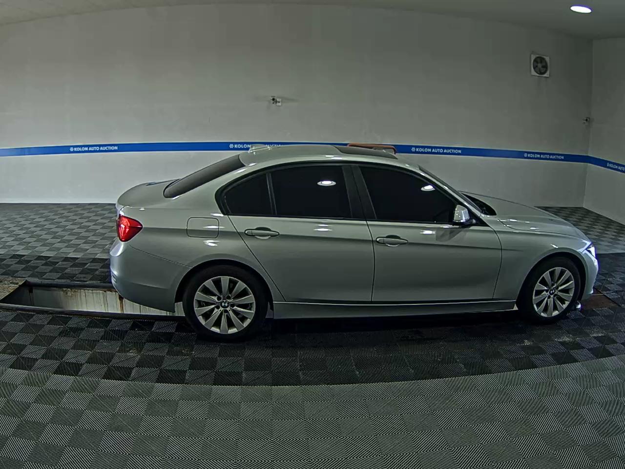 بي إم دبليو 3 Series 2016 320d