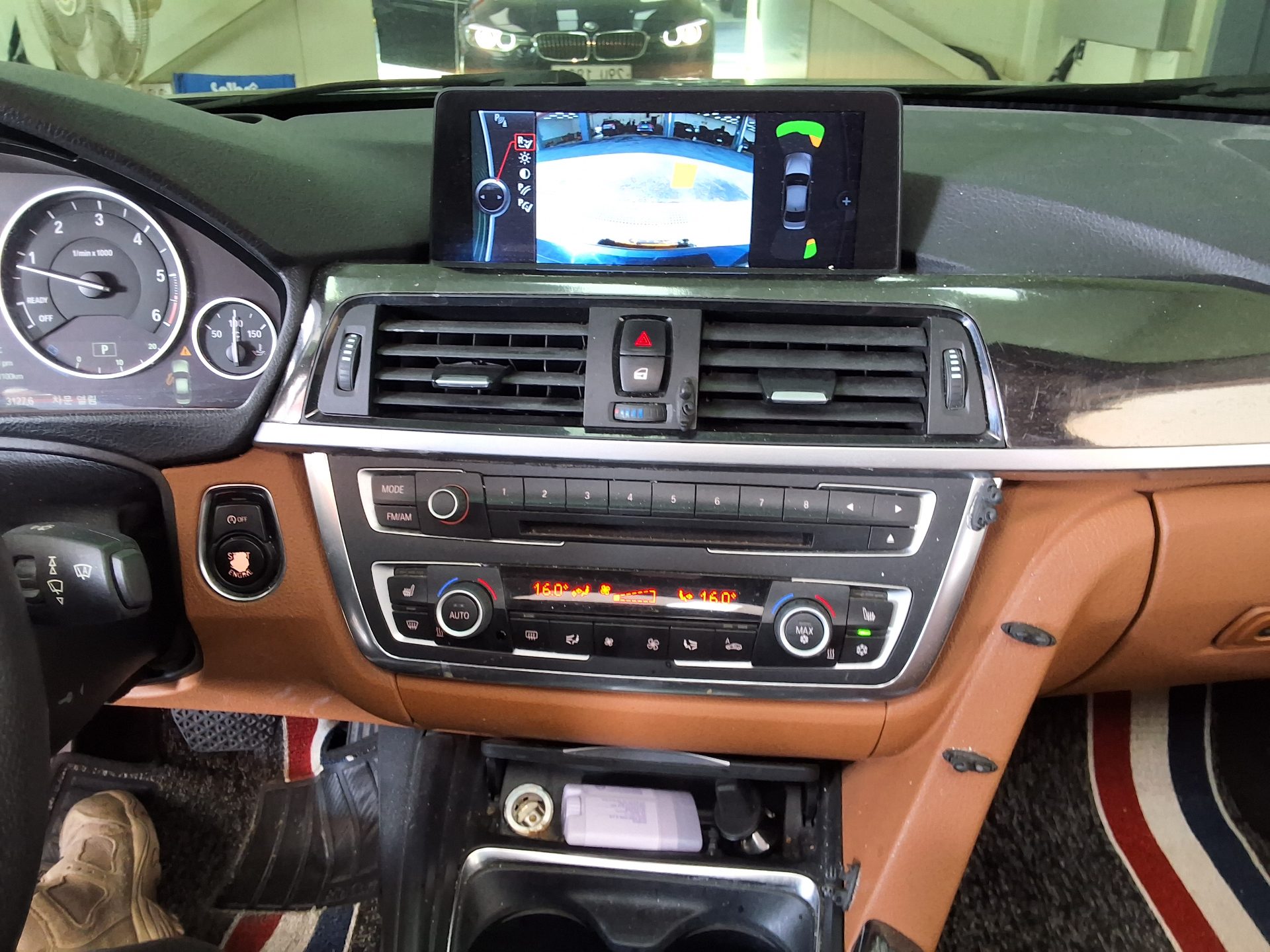بي إم دبليو 3 Series 2012 فاخر