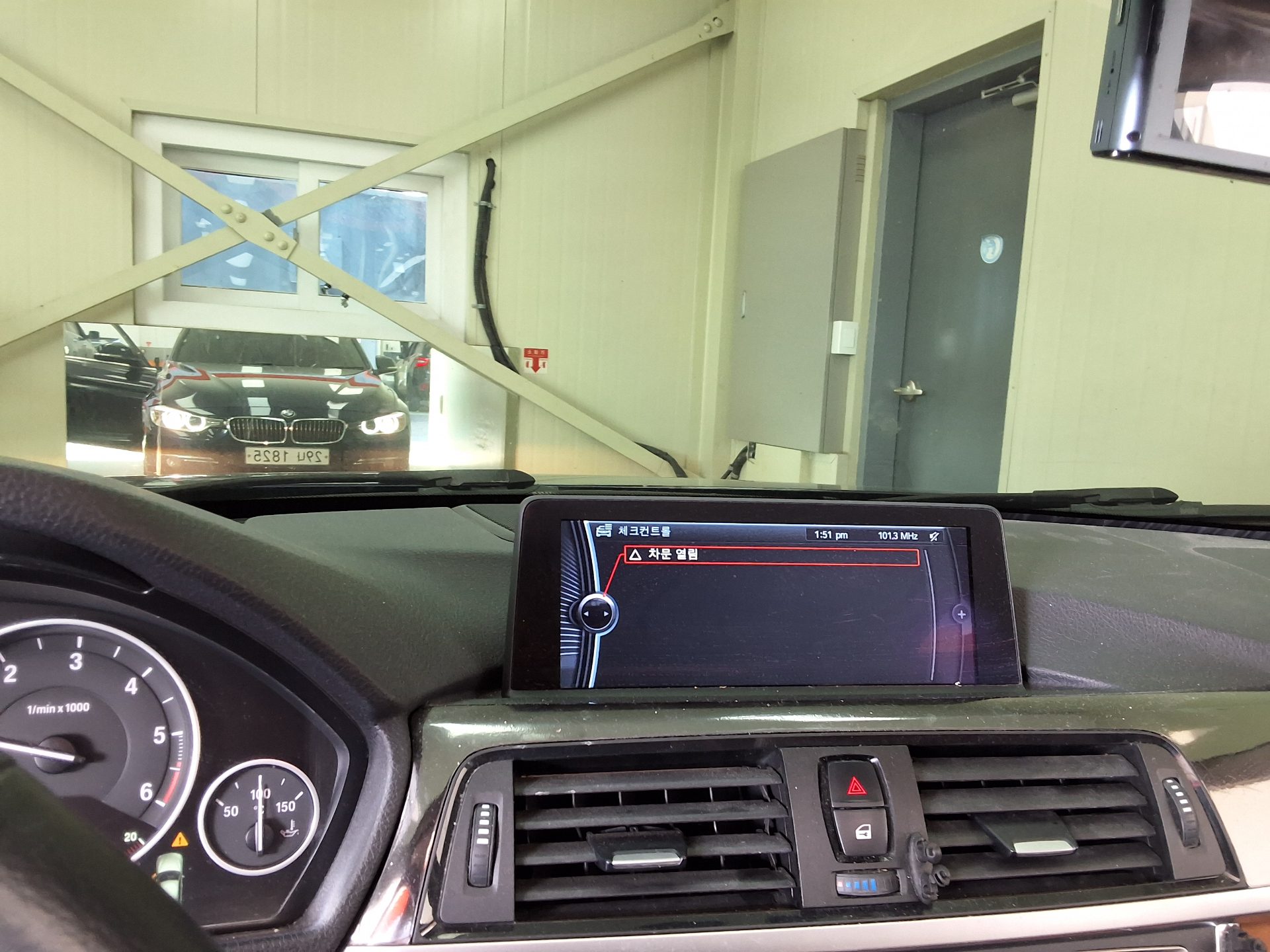 بي إم دبليو 3 Series 2012 فاخر