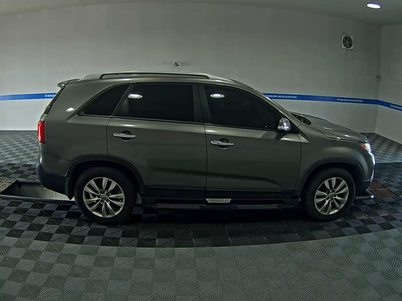 كيا سورينتو 2012 TLX بريميوم