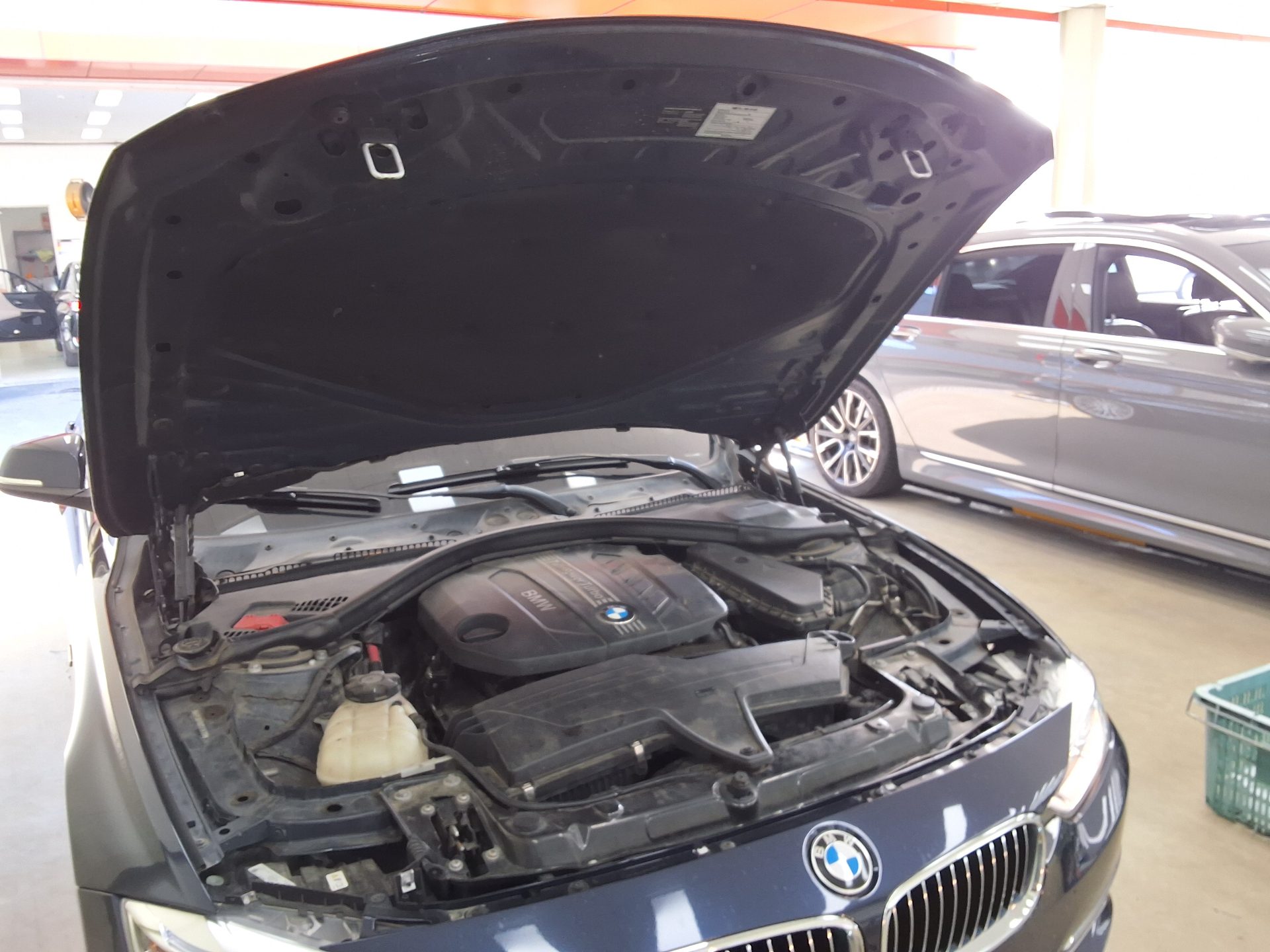 بي إم دبليو 3 Series 2012 فاخر