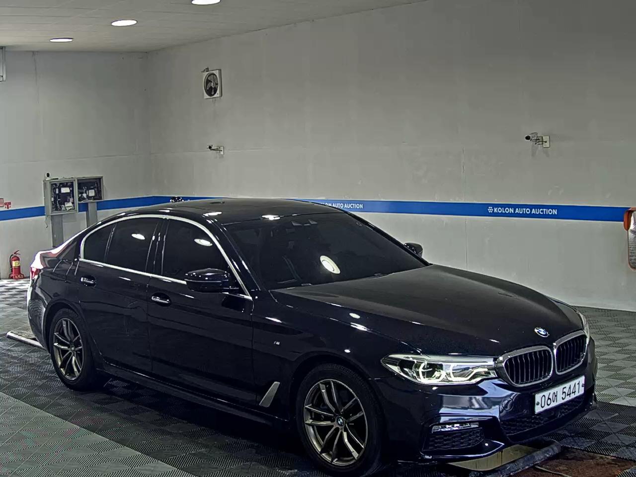 بي إم دبليو 5 Series 2018 SPORT