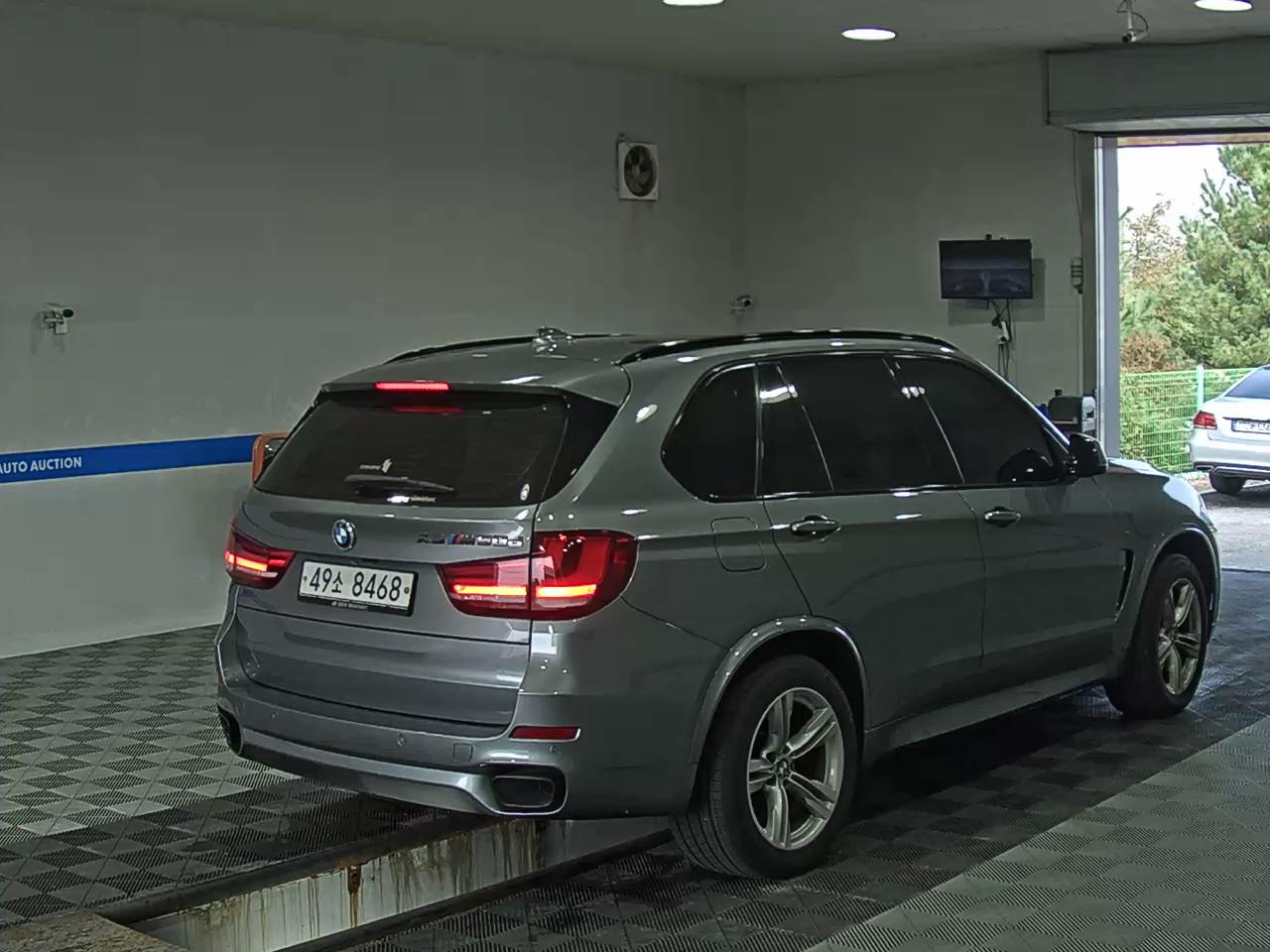 بي إم دبليو X5 2014 M50d