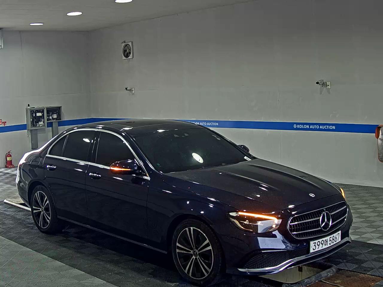 مرسيدس بنز E Class 2022 E250