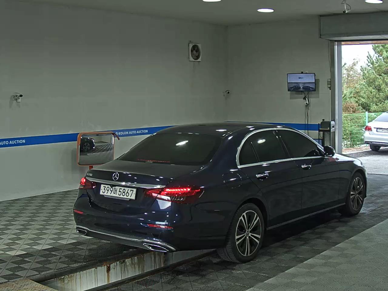 مرسيدس بنز E Class 2022 E250