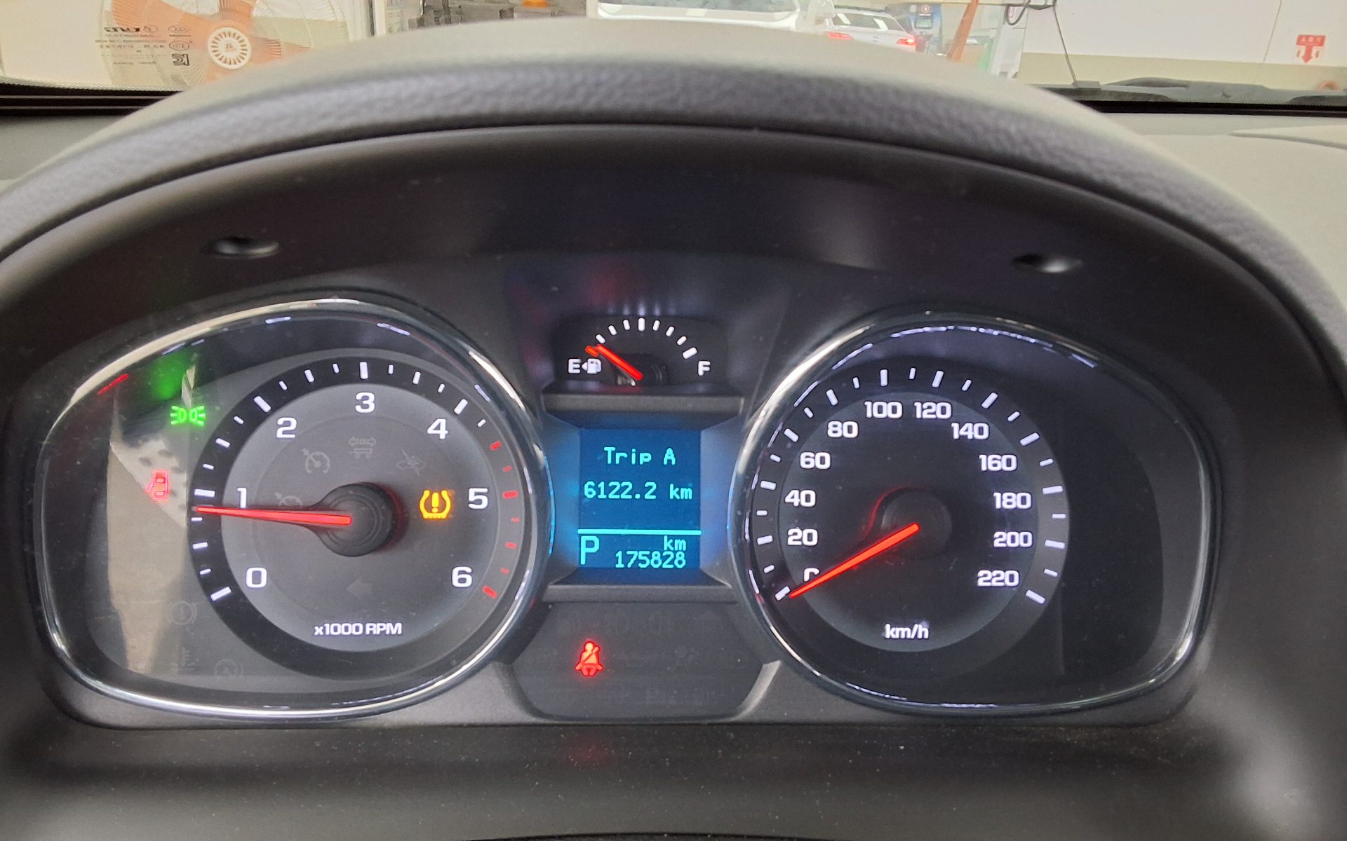 شيفروليه (Daewoo) كابتيفا ديزل 2.0 دفع ثنائي Lt بريميوم 2016 LTZ