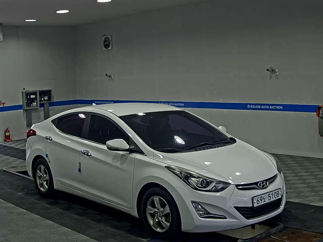 هيونداي أفانتي 2014 SMART