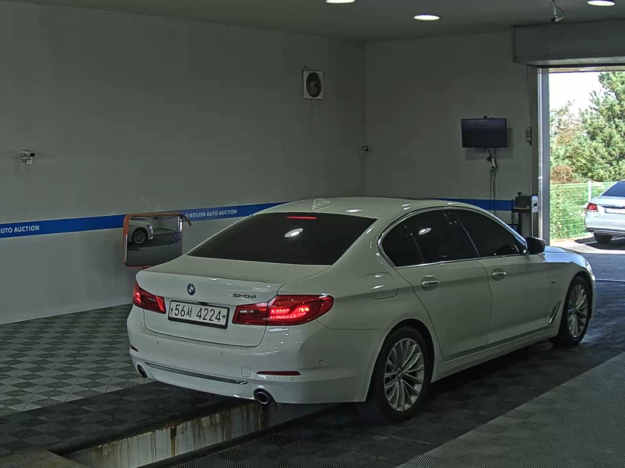 بي إم دبليو 5 Series 2018 فاخر LINE SPECIAL