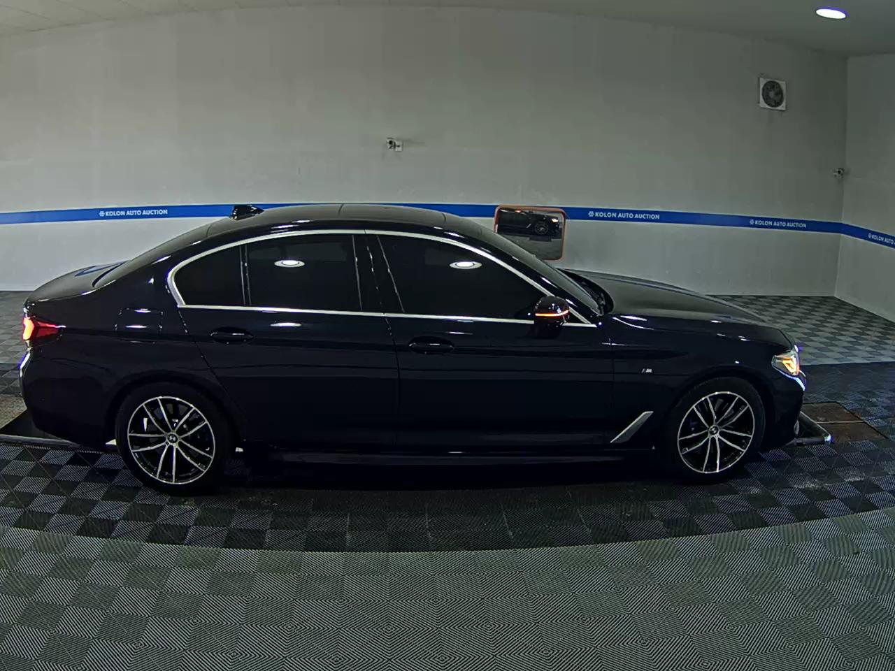 بي إم دبليو 5 Series 2023 SPORT