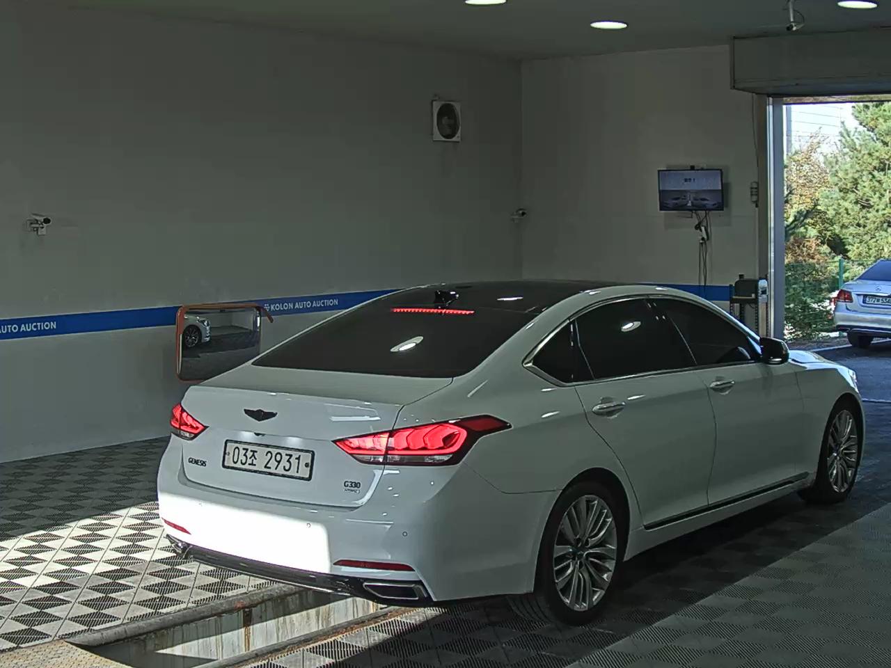 هيونداي جينيسيس Dh G330 مودرن 2016 دفع رباعي بريميوم