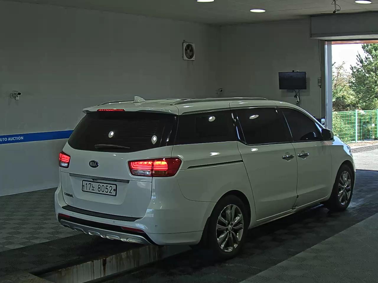 كيا كارنفال 2018 PRESTIGE