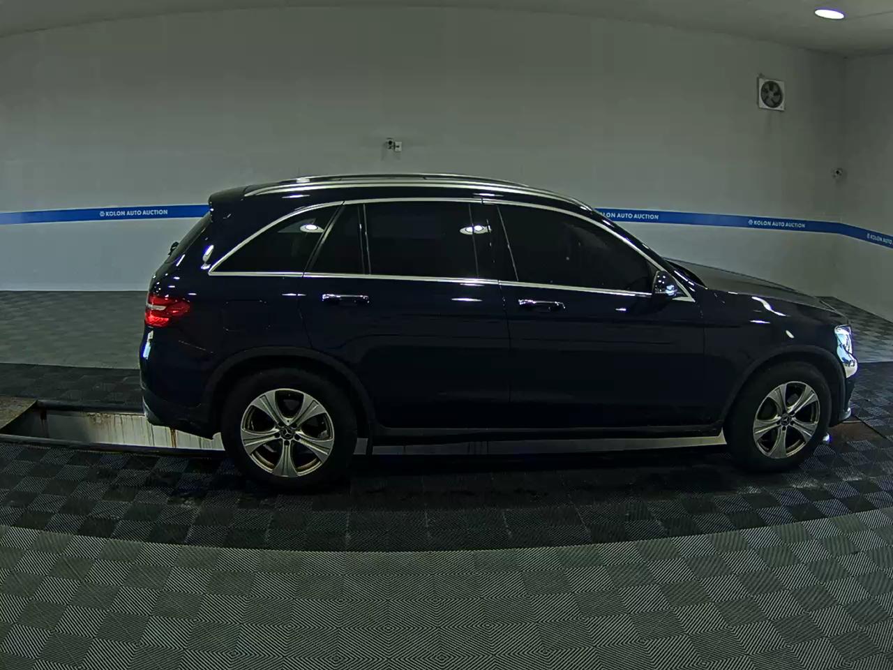 مرسيدس بنز جي إل سي Class 2017 4MATIC