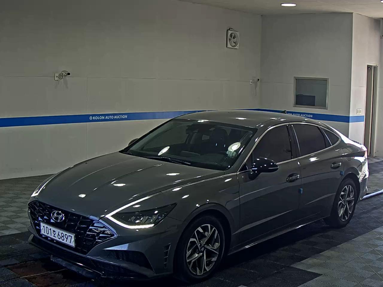2022 Hyundai Sonata 2.0 Premium Plus