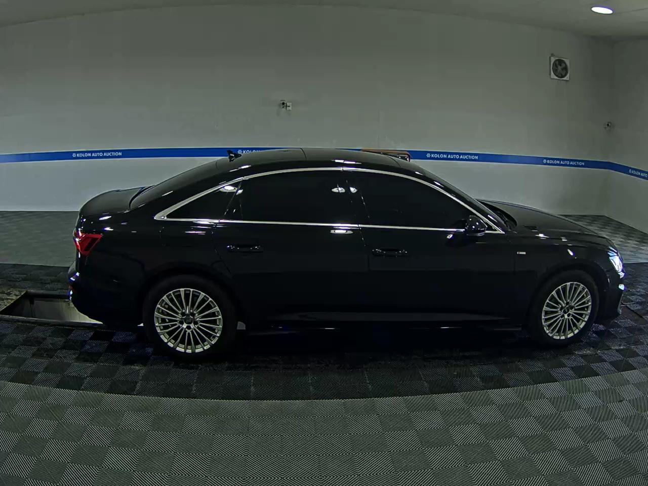 أودي إيه 6 2021 بريميوم