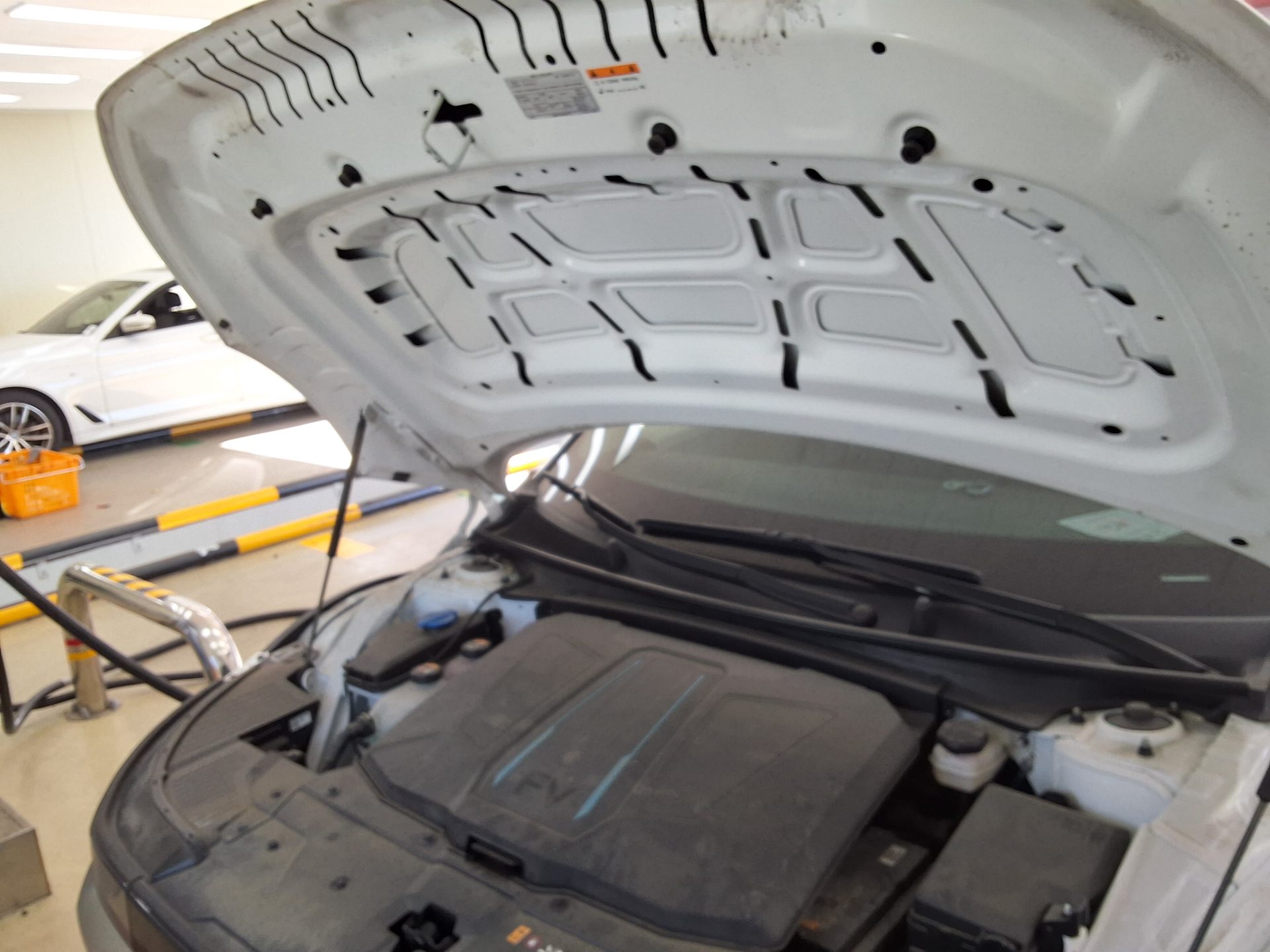 هيونداي أيونيك 2024 EV طويل المدى إكسكلوسيف