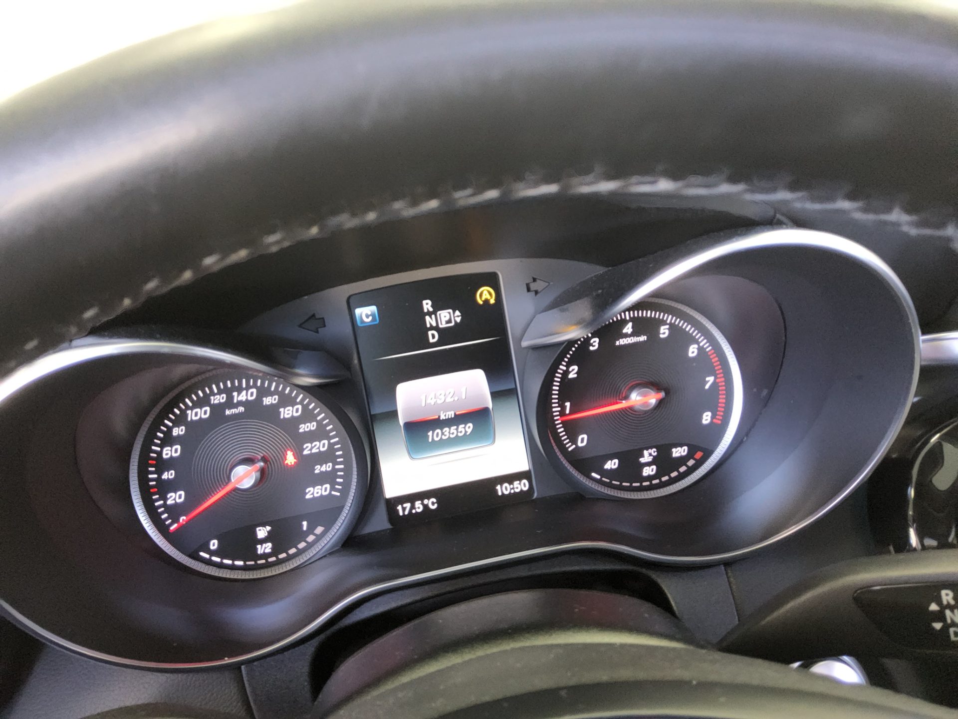 مرسيدس بنز C Class 2015 C200