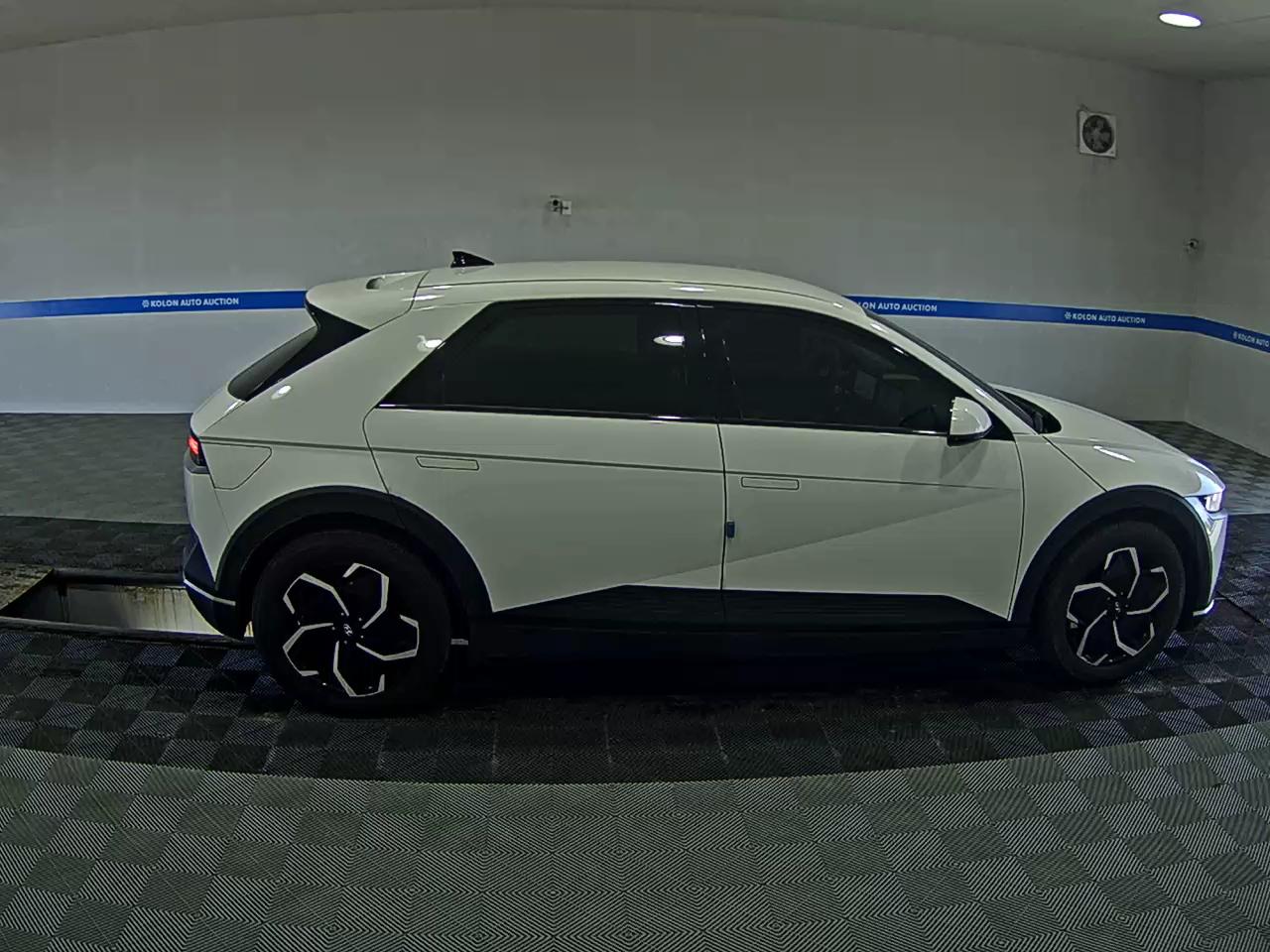 هيونداي أيونيك 2024 EV طويل المدى إكسكلوسيف