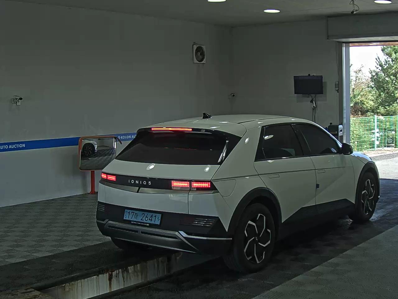هيونداي أيونيك 2024 EV طويل المدى إكسكلوسيف