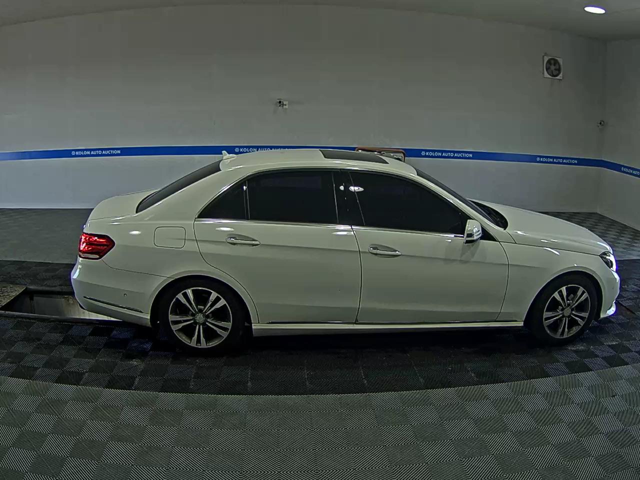 مرسيدس بنز E Class 2016 E220
