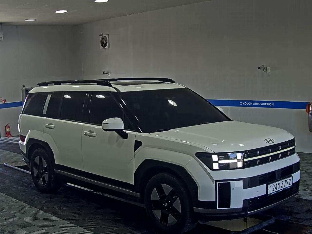 هيونداي سانتا في 2025 دفع رباعي PRESTIGE