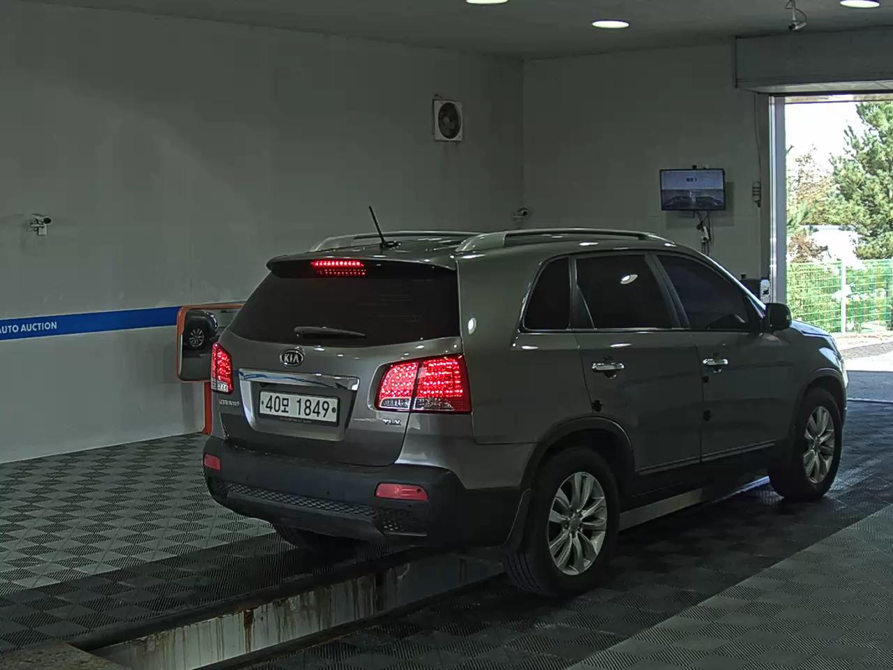 كيا سورينتو 2012 TLX فاخر