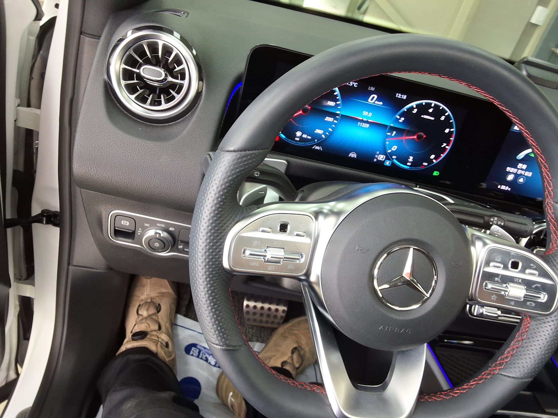 مرسيدس بنز جي إل بي Class 2023 4MATIC